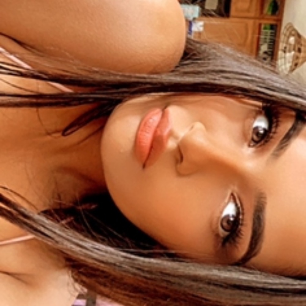 Meet your Posher, Kareena